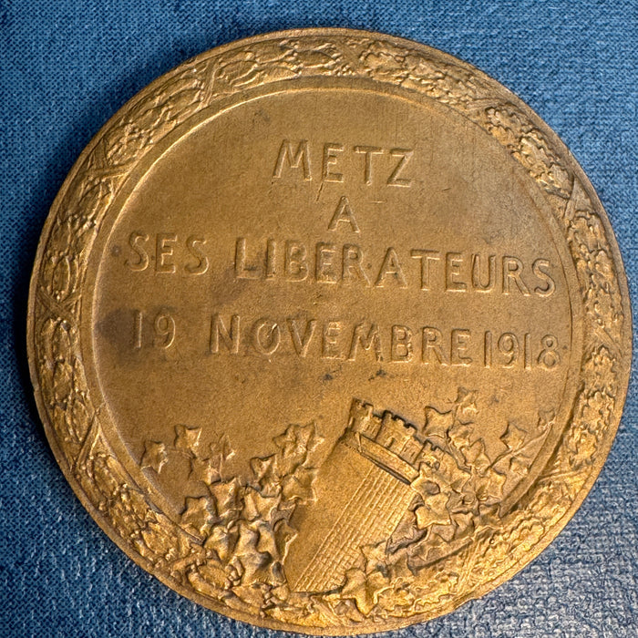 1918 “Deliverance of Metz” French Medal, E. Hannaux, 45mm Bronze