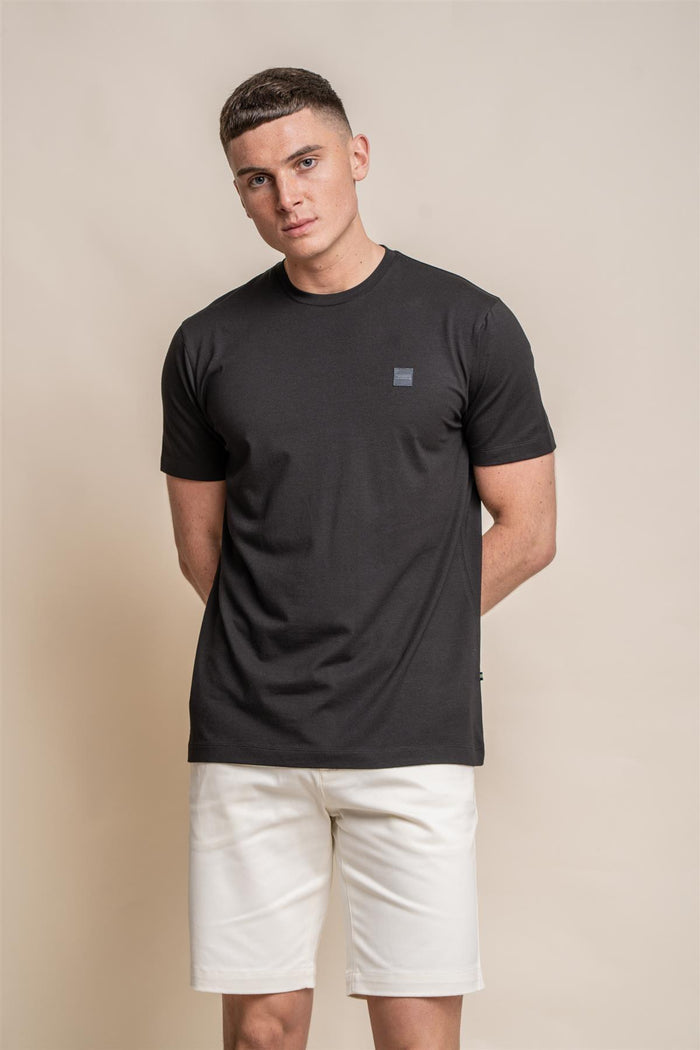 Black / L