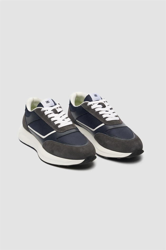 Brisbane Navy Technical Runner