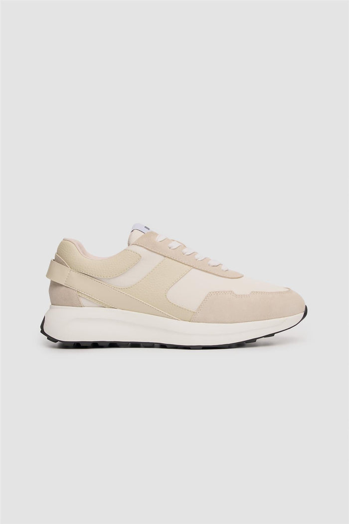 Canberra White Trainers