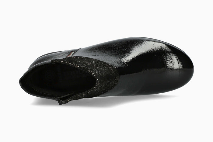 Ilinca - Black | M7NJ