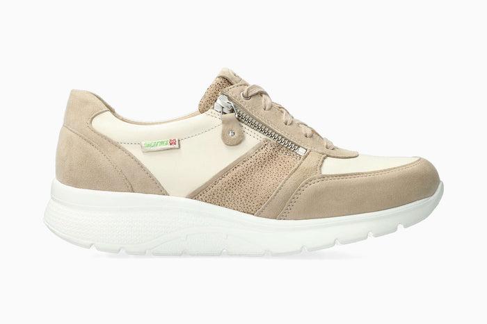 Izae - Beige Women Walking