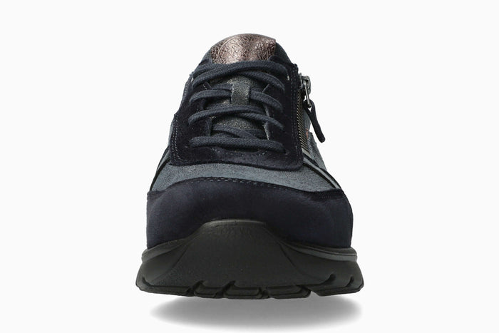 Izae - Navy Women Walking