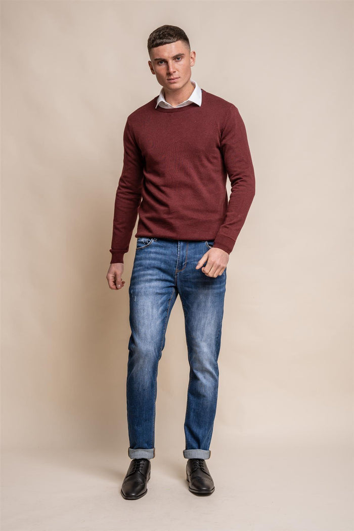 KN101 wine crewneck knitwear front