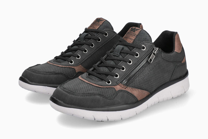 Majestro Perf - Black Men Sneaker