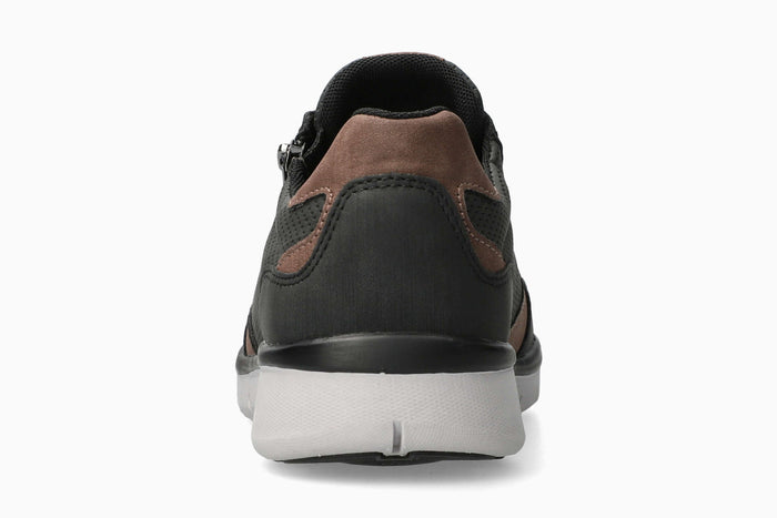 Majestro Perf - Black Men Sneaker