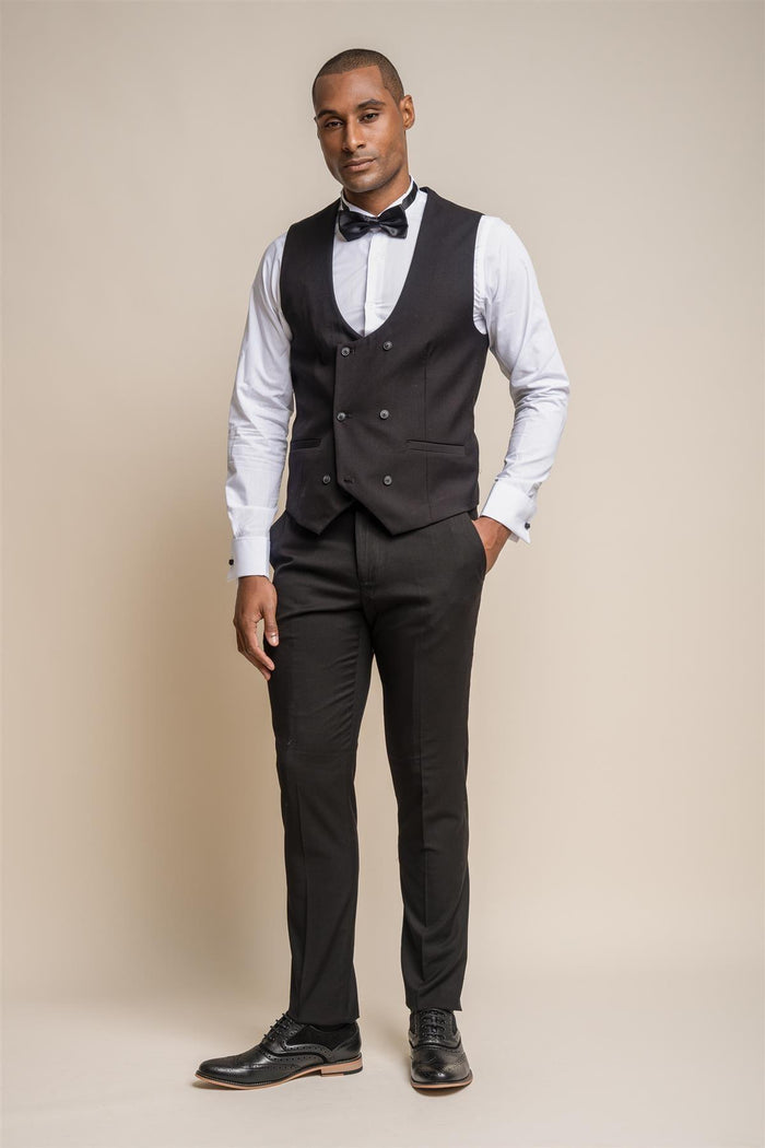 Black / 40 Inch Chest