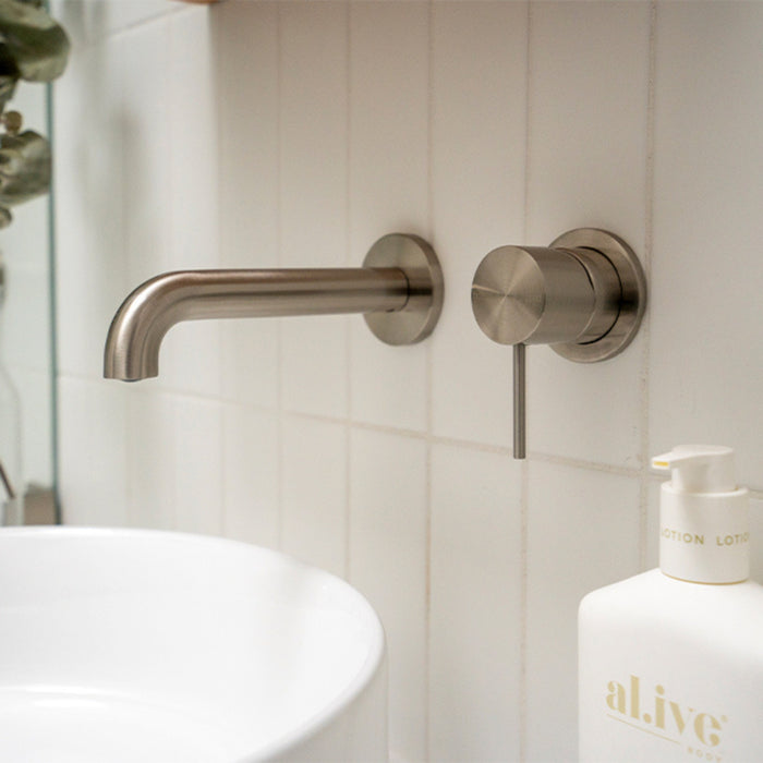 cam and jules family bathroom x the blue space, nero brushed nickel mecca tapware