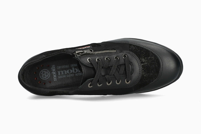 Patrizia - Black | M8KZ