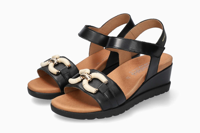 Youna - Black Women Sandals With Heel